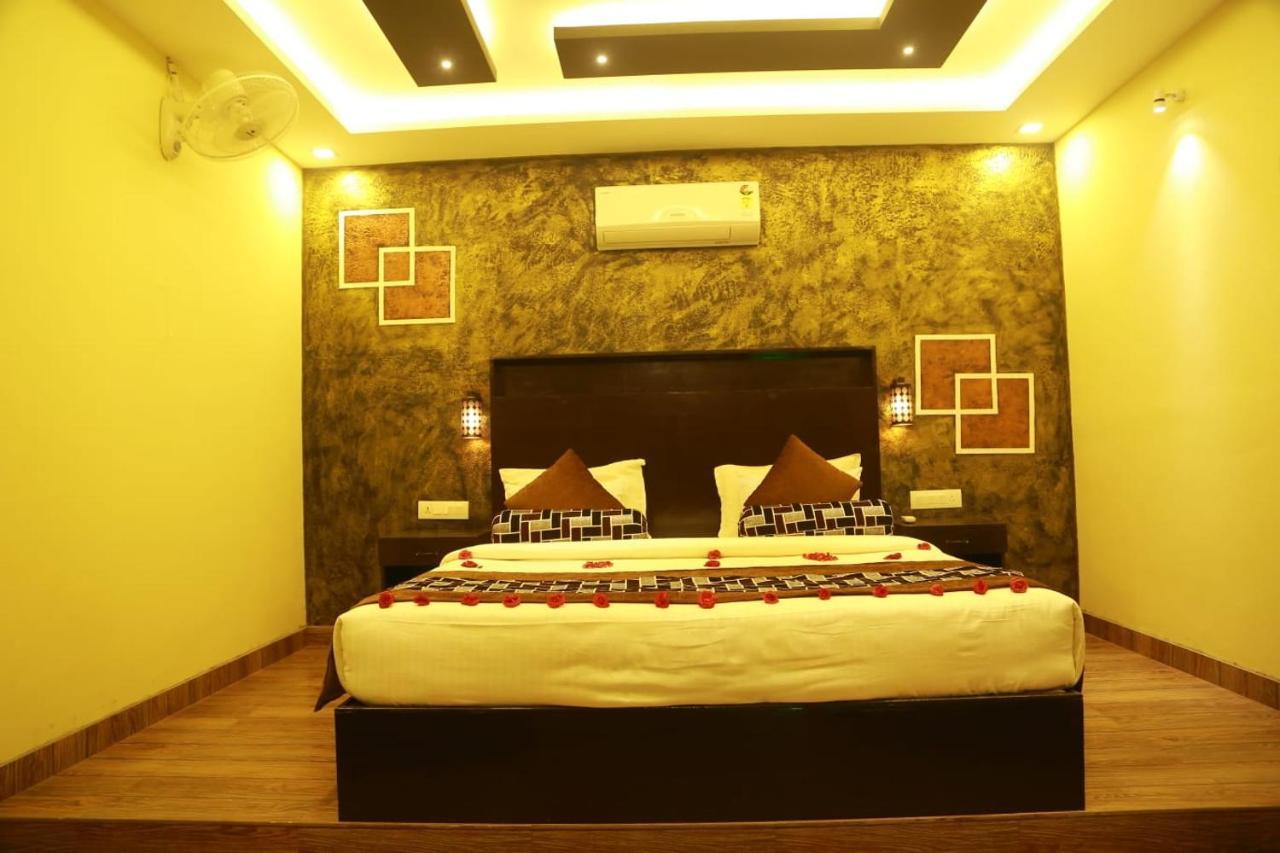 Lara Lake View Resort Thiruvananthapuram Exterior foto